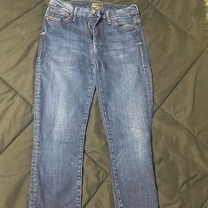 Mother jeans! Used but in great condition ! Size 27